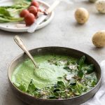 Vogerlsalat-Suppe mit Kresse und Radieschen 1
